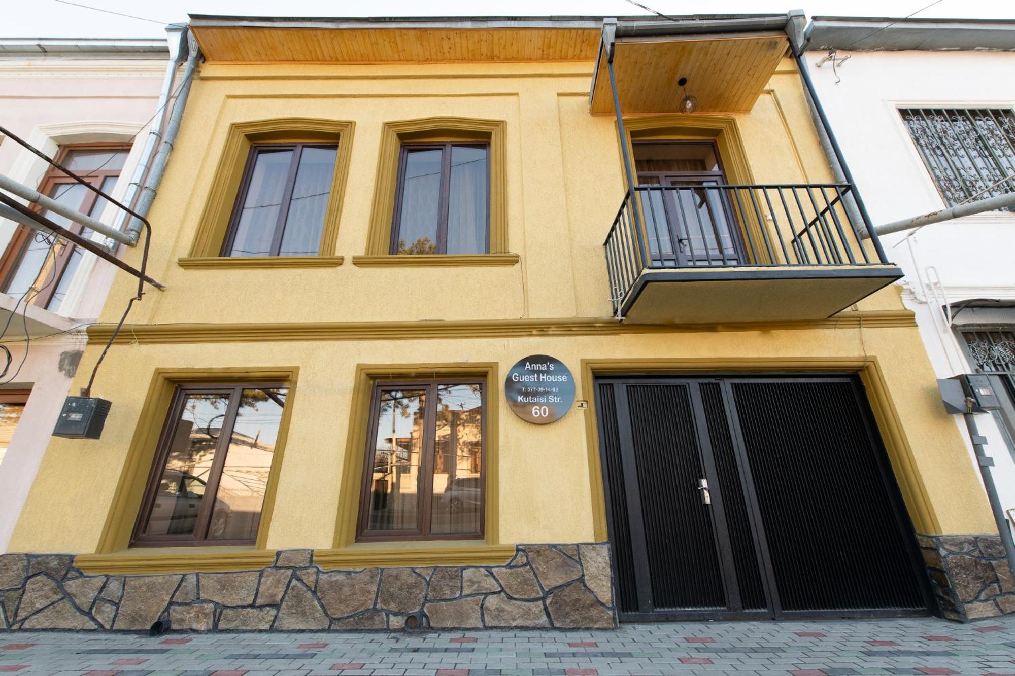 Anna'S Guest House Gori Exterior foto